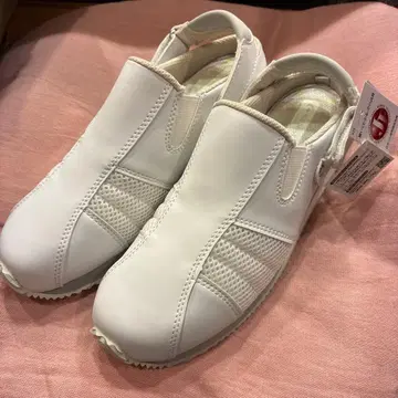 오모이야리 511 간호사 신발 실버 23.0