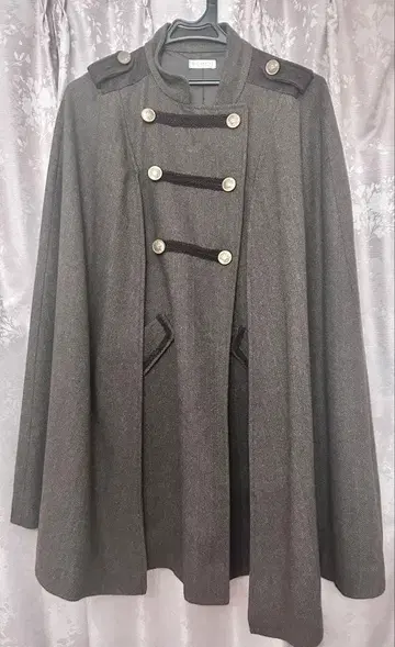 axes femme 나폴레옹 코트