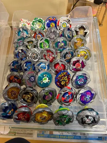 베이블레이드 x 은퇴 용품 묶음 판매