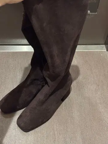 다크 브라운 스웨이드 롱 부츠