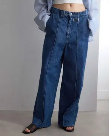 MIELI INVARIANT Pintuck Wide Wash Denim