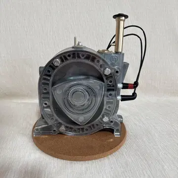 데아고스티니 마쓰다 코스모 스포츠 로터리 엔진 1/2 완성품