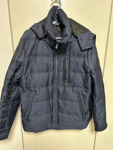 르노마 네이비 다운 자켓 M 사이즈