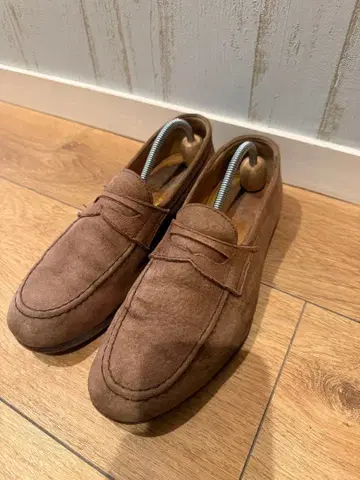 파드로네 알코레타 브라운 스웨이드 로퍼