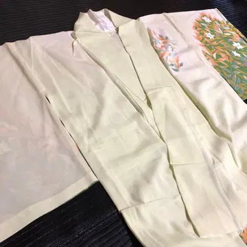 기모노 여름용 옅은 노란색 꽃무늬