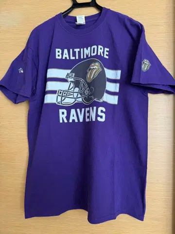 롤링 스톤스 x BALTIMORE RAVENS 콜라보 T셔츠 보라색