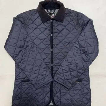 새상품급 LAVENHAM 퀼팅 자켓 영국제 40 L 사이즈