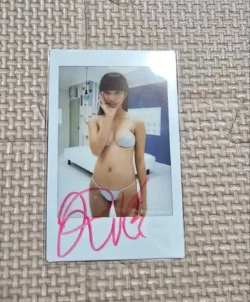 쿠로미야 레이 친필 사인 폴라로이드 | 레어