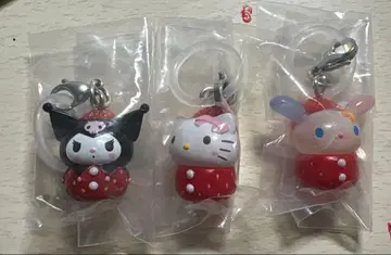 산리오 딸기 표식 액세서리 쿠로미 & 키티 & 우사하나