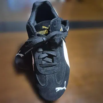 Puma 블랙 스웨이드 스니커즈