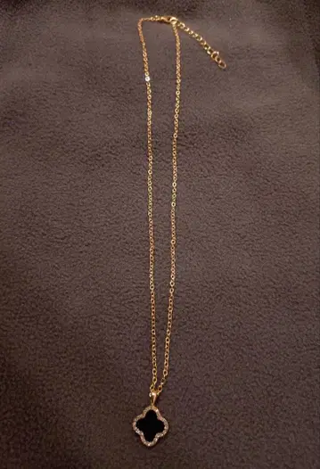 골드 클로버형 목걸이