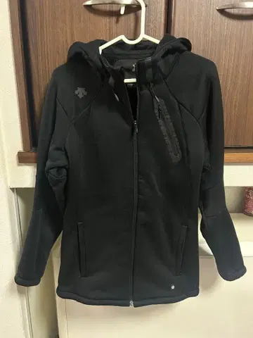 DESCENTE 긴팔 테크 속기모