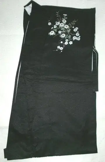 이중 기모노 세탁 가능한 츠케사게 기모노 블랙 베이스 L 사이즈