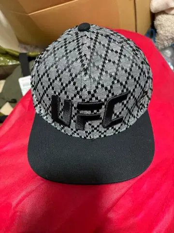 UFC 체크 무늬 스냅백 캡 힙합 야구 모자