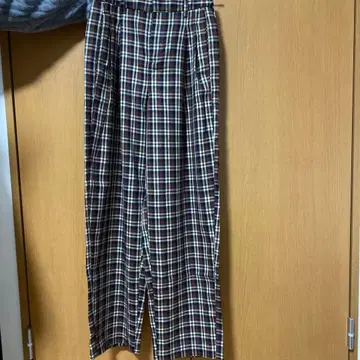 Urban outfitters 체크 무늬 캐주얼 팬츠