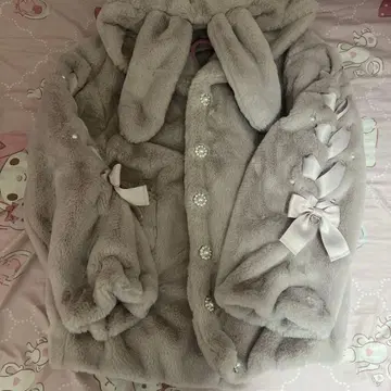 NOEMIE 노에미 복슬복슬 토끼 귀 퍼 블루종