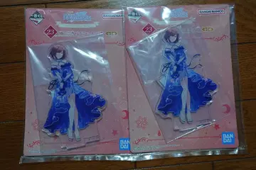 제일복권 아이돌 마스터 샤이니 컬러즈 히구치 마도카 아크릴 스탠드 2개