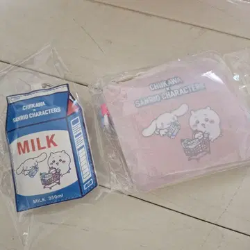 치이카와 (먼작귀) x 산리오 캐릭터즈 패스 케이스 & 컴팩트 지갑 세트