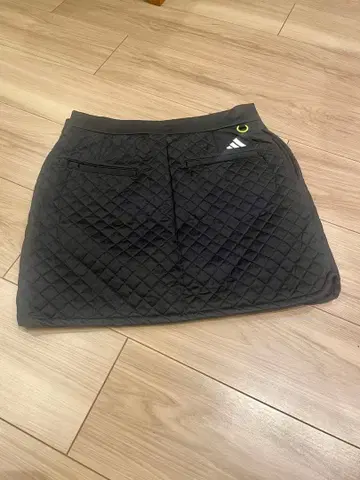 [새상품] 아디다스 골프 퀼트 방풍 발수 스커트 MMT90