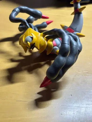 포켓몬 입체도감 기라티나 피규어