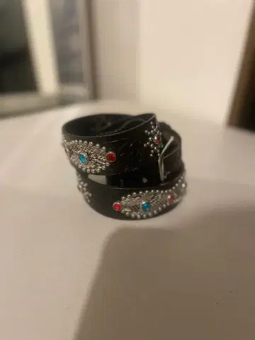 레어 빈티지 스터드 벨트 블랙