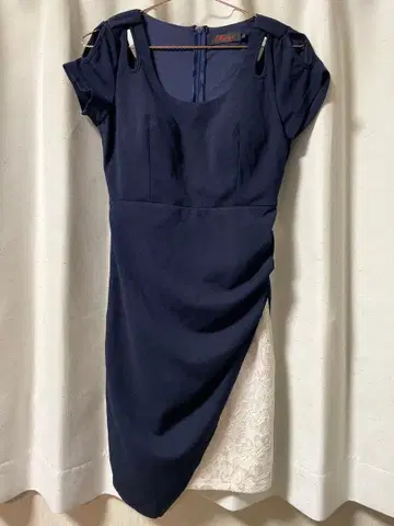 네이비 타이트 드레스