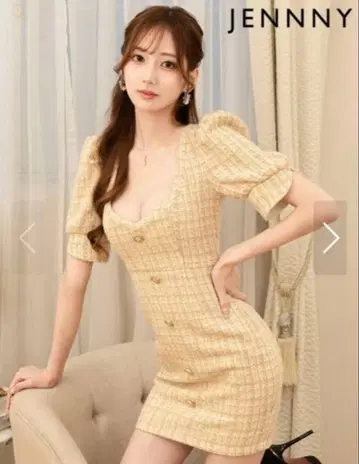 Jewels 베이지 체크 무늬 타이트 드레스 M 사이즈