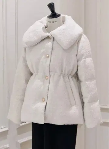 [택 포함] Gold-Button Tweed Down Jacket