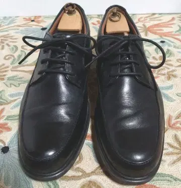 Clarks 클락스 U칩 신발