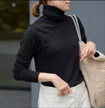 gicipi 지치피 블랙 코튼 100% 터틀넥 size 1