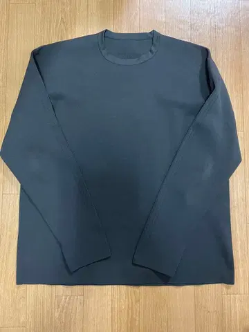 데상트 ALLTERRAIN 퓨전 니트 롱 슬리브 DXG2802DB