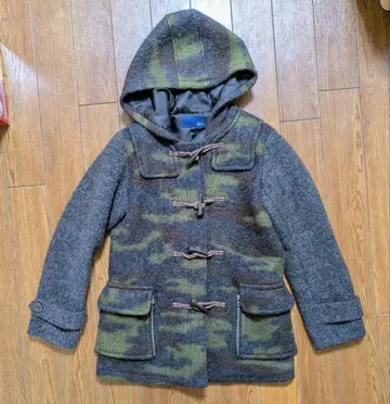 AVIREX 카모 패턴 후드 부착 더플 코트