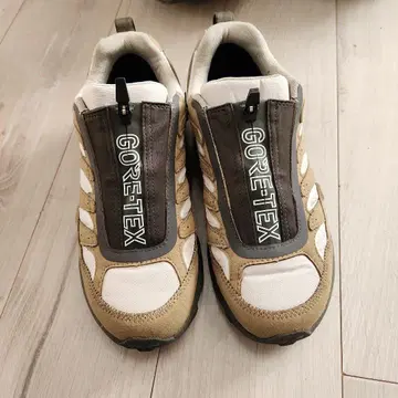 MERREL GORE-TEX 방수 스니커즈 베이지/화이트