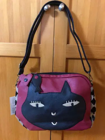 새상품 ATUKO MATANO 조커 숄더 백 트럼프 무늬 레드