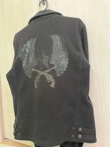 roar 자켓 카라 부착 블랙