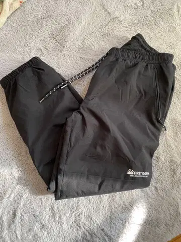FIRST DOWN 스트레치 충전솜 팬츠 L 사이즈