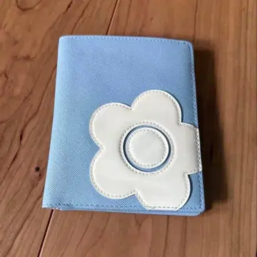 MARY QUANT 스카이블루 여권 케이스