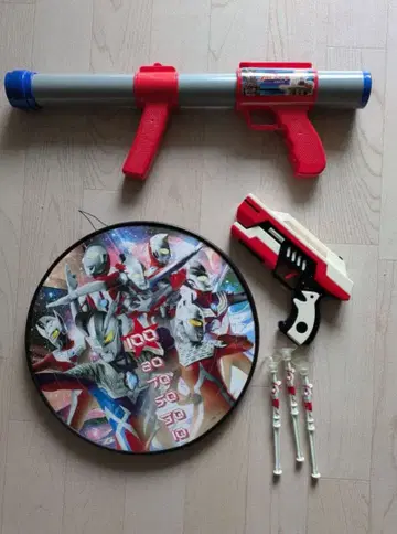 울트라맨 완구 세트 과녁 맞추기