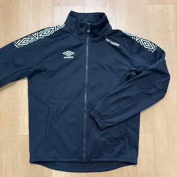 umbro 블랙 윈드 브레이커