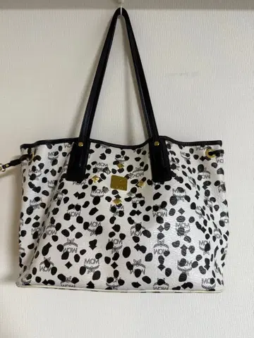 MCM x LOVELESS 달마시안 패턴 파우치 포함 A4 가능 토트백