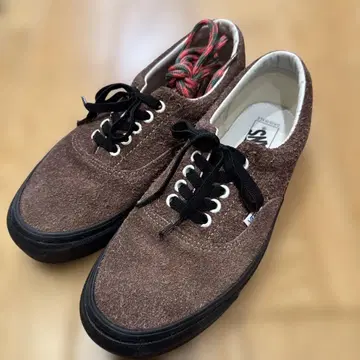 Vans 브라운 플리스 스니커즈