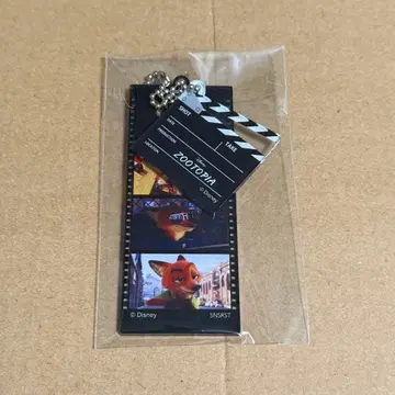 주토피아 시네마 필름 닉 아크릴 키링