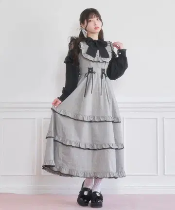 [ 새상품 ] HoneyCinnamon 백 레이스업 롱 오버롤 스커트