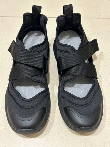 MUJI 스니커즈 샌들 블랙