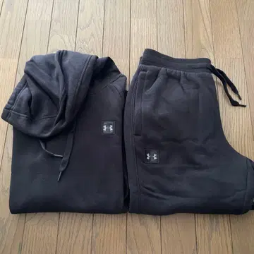 언더아머 블랙 셋업