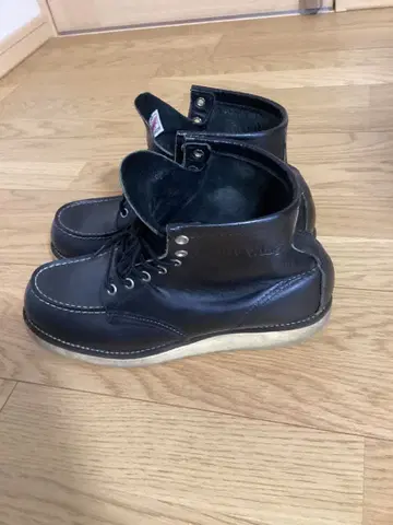 레드윙 블랙 가죽 하이컷 부츠