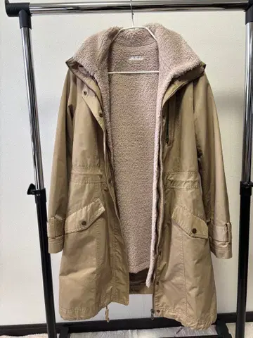 a.v.v standard 2WAY 모즈 코트 보아 라이너 포함 베이지