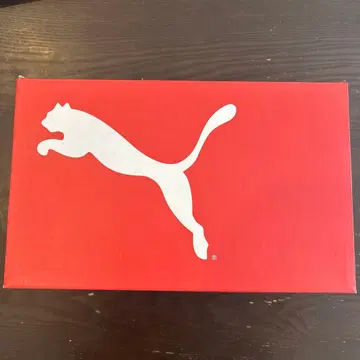 PUMA 화이트 스니커즈