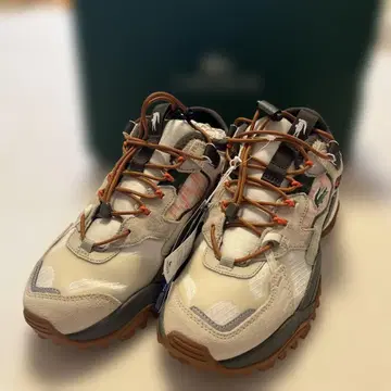 Lacoste 스니커즈 화이트/베이지