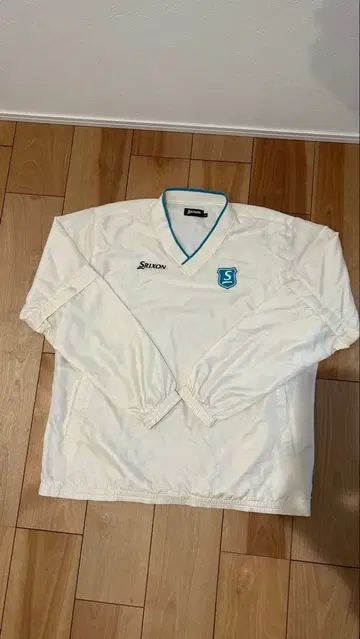 스릭슨 Srixon 화이트 V넥 긴팔 자켓